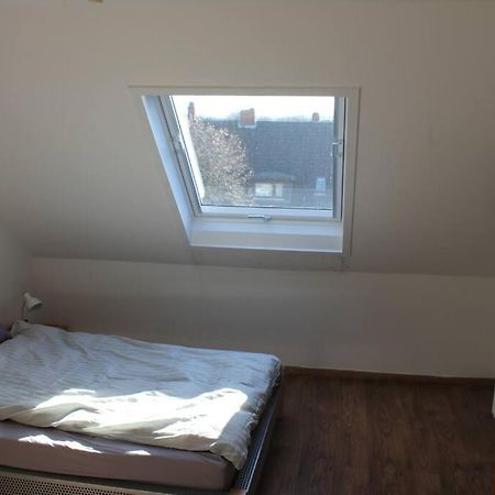 Ruhige Dachgeschosswohnung Seelze Екстериор снимка